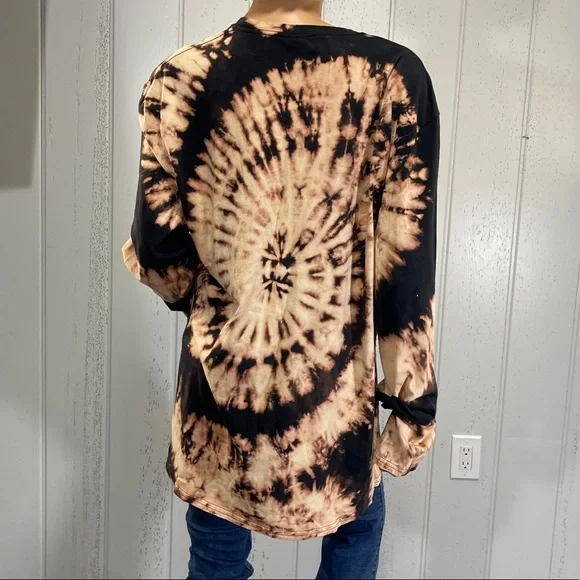*Gildan Unisex Custom Long Sleeve Reverse Tie Dye - Picture 10 of 11